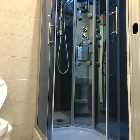 לינה וארוחת בוקר Picanhas קליארי
